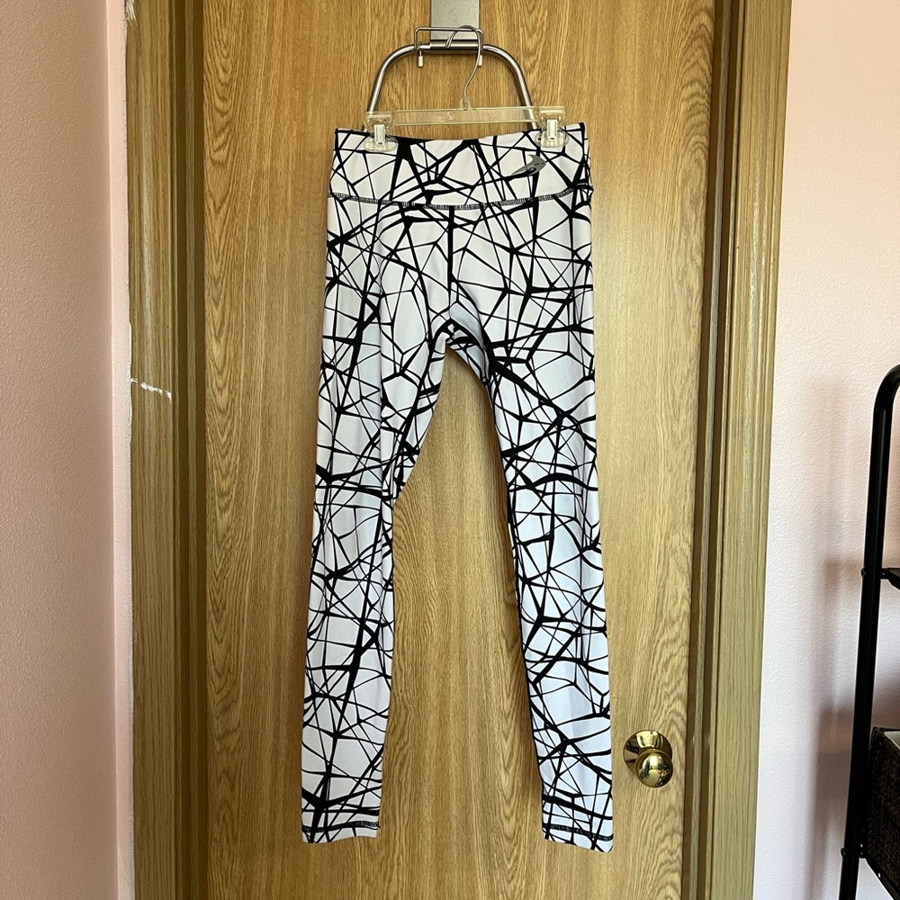 Women’s Compression Z Leggings | Size Medium